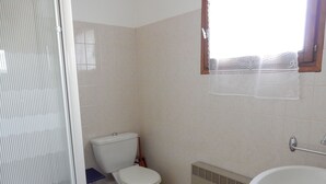 Ferienhaus | Badezimmer