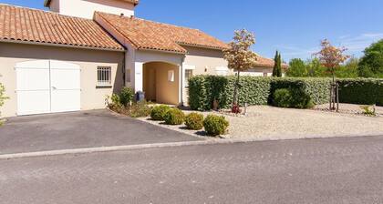 Spacious Luxury Villa With Private Heated Pool at an Golf Course