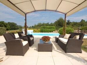Piscine extérieure, piscine chauffée