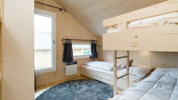 Chalet | 4 bedrooms, bed sheets
