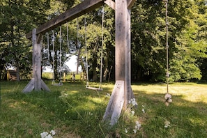 Cottage | Children's area - Cottage in Chaleix Near Forest and Lake (Chalais)