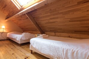 Cottage | 2 bilik tidur, dilengkapkan perabot secara berasingan, cadar katil 