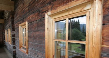 Spacious Chalet in Thierbach Near Ski Area