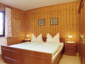 Apartment | 2 bilik tidur, dilengkapkan perabot secara berasingan, cadar katil