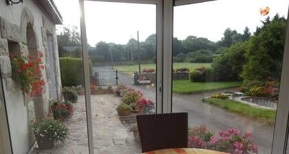 Peaceful Forest Stay in Pedernec