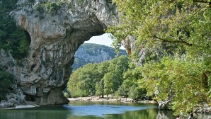 Exterior - Villa in Stunning Location Close to Ardã¨che River, Near Gorges (Sampzon)