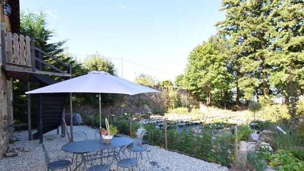 Cottage | Balcony - Former Coach House in a Castle With Park Garden, Large Swimming Pool in Ardeche (Saint-Prix)
