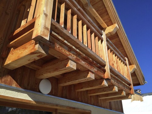 Stylishly and Inviting Chalet Located in a big ski Area