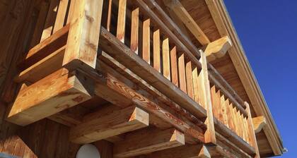 Stylishly and Inviting Chalet Located in a big ski Area