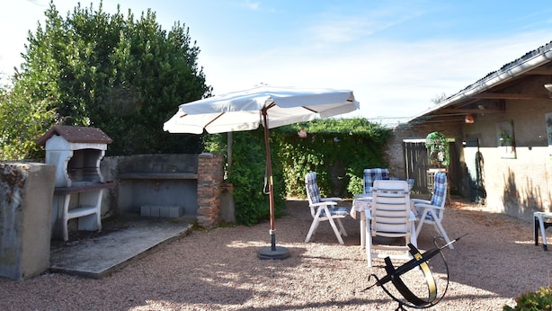 House | Balcony - Farmhouse in Fours With Courtyard, Terrace, Fenced Garden (Fours)