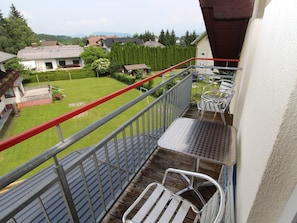 Balcony - Spacious Apartment in Sankt Kanzian near Lake Klopein (Sankt Kanzian am Klopeiner See)