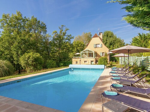 Beautiful Villa With Private Pool in Masclat