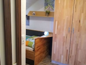 Apartment | 1 bedroom, individually furnished