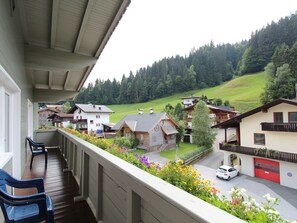 Apartment | Balcony