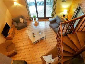 Chalet | Living room - Cozy Chalet Escape in the Alps (Saint-Jean-de-Vaulx)