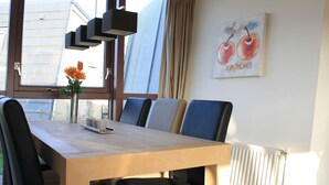 Unclassified image, 3 of 7, button - Comfy Holiday Home With a Private Jetty, in Lemmer (Lemmer)