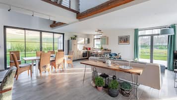 House | Living room