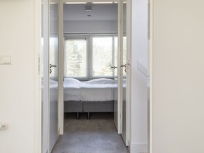 House | Room amenity