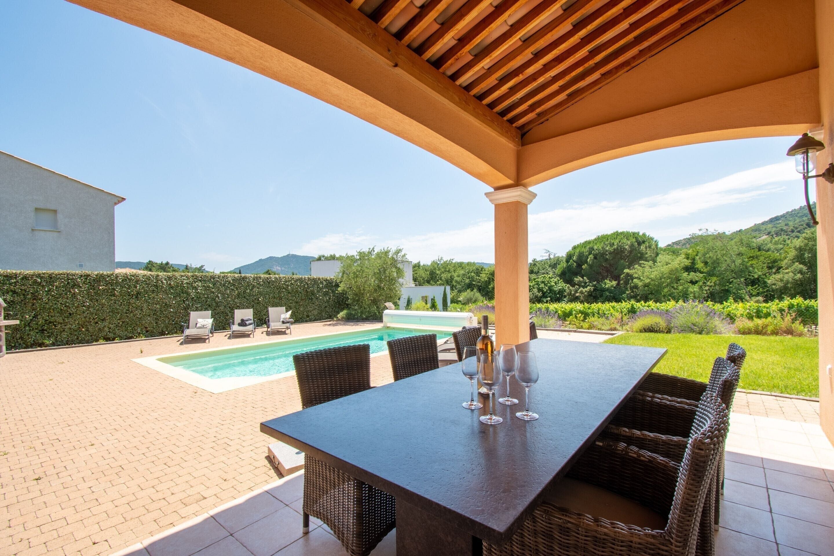 House | Balcony