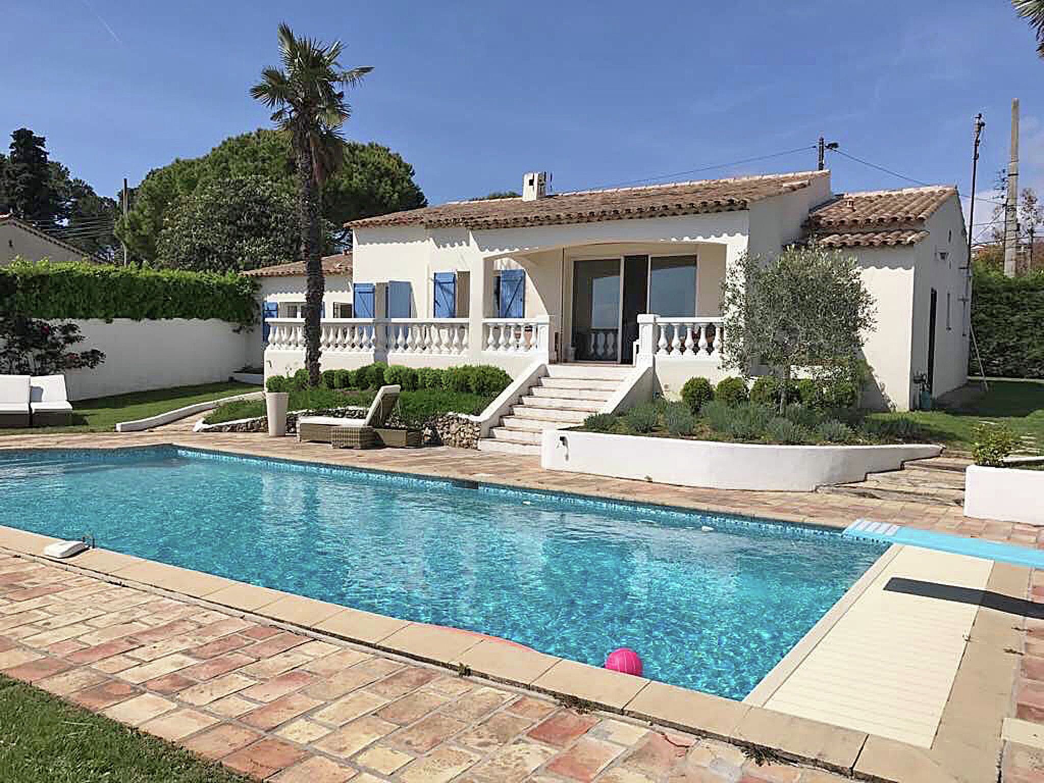 Villa | Exterior