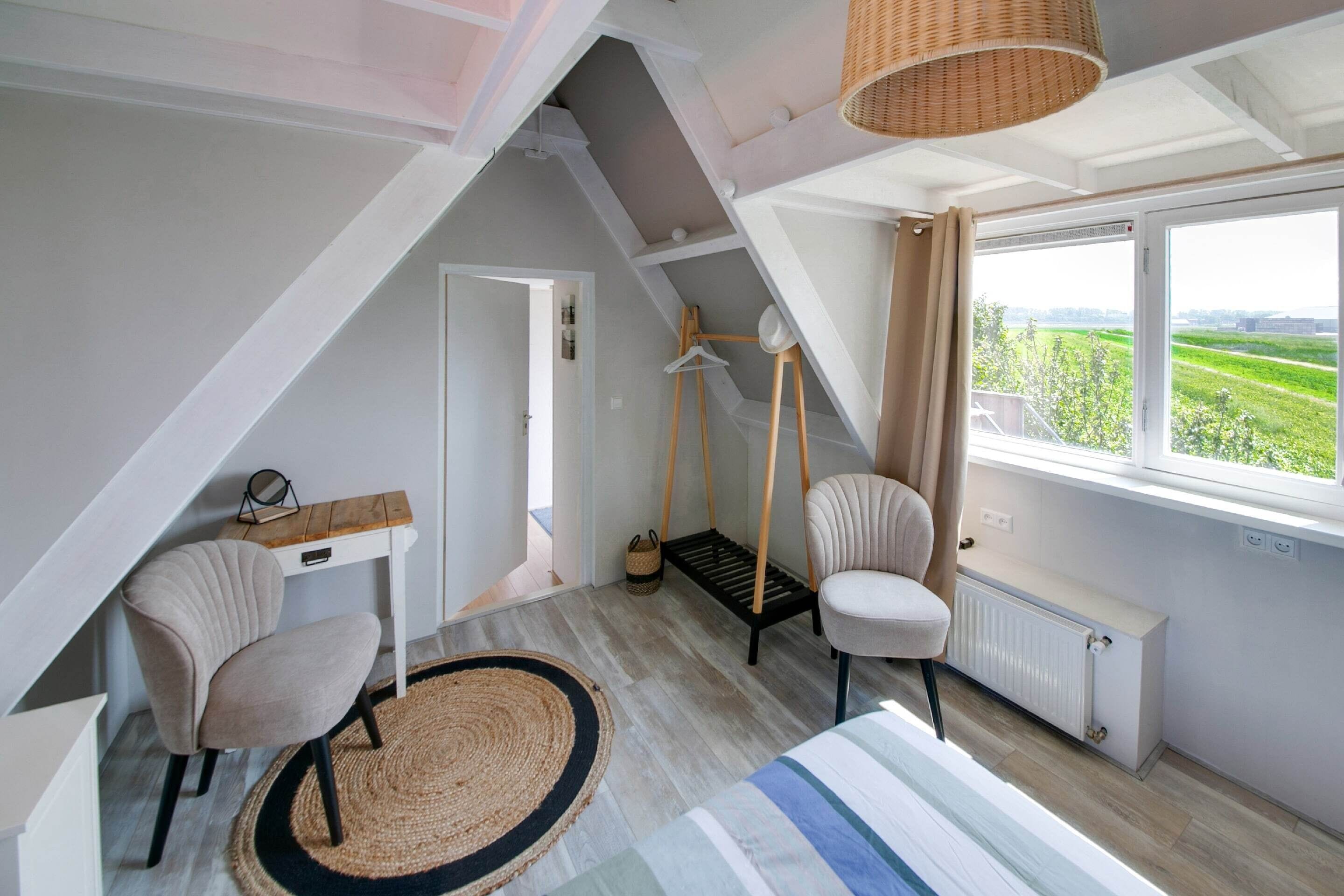 Apartment | 2 bedrooms, individually furnished, bed sheets