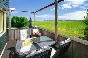 อพาร์ทเมนท์ | ระเบียง