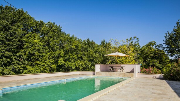 Outdoor pool - Modern House With Privat Pool Near the Most Beautiful Places on the River Lot (Montayral)