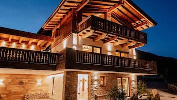 Chalet | Exterior