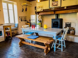 Dining - Wonderful Authentic French House With Private Pool in a Stunning Location (Bourg-de-Visa)