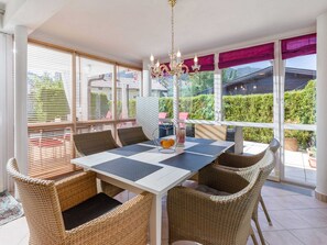 House | Dining