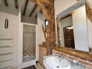 Bathtub - Authentic Norman House Fully Renovated With a Large Garden (Offranville)