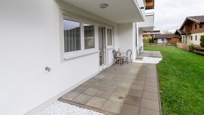 Apartment | Balcony - Bright Apartment in Piesendorf With Sauna (Piesendorf)