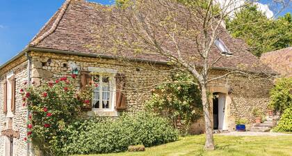 Holiday Home in Dordogne With Private Pool