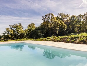 Outdoor pool - Luxurious Villa in Limeyrat France With Private Pool (Limeyrat)