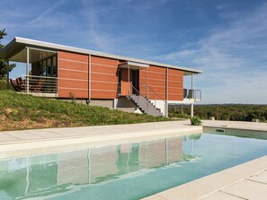 Exterior - Luxurious Villa in Limeyrat France With Private Pool (Limeyrat)