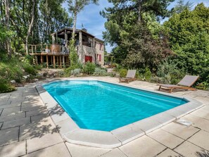 Exterior - Cozy Holiday Home in Reillanne With Swimming Pool (Reillanne)