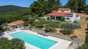 Exterior - Quaint Villa in Pignans With Swimming Pool (Pignans)