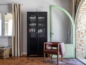 4 chambres, ameublement personnalisé, draps fournis