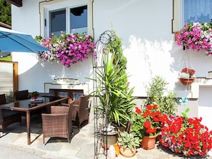 Balcony - Peaceful Apartment in Stuhfelden near Ski Area Kirchberg (Stuhlfelden)