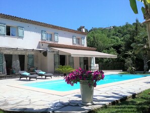 Exterior - Peaceful Villa in Saint Paul de Vence With Swimming Pool (Saint-Paul-de-Vence)