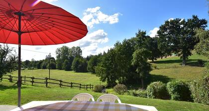 Peaceful Stay Near Lake