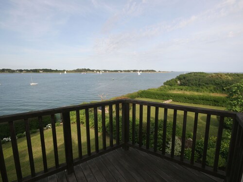 Beautiful Holiday Home in La Trinite-sur-mer With Garden