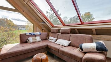 House | Living room