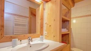 Apartment | Bathroom | Shower - Hilltop Apartment in Rhone Alpes With Mountain View (Notre-Dame-de-Bellecombe)