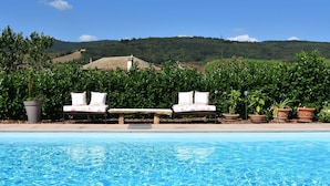 Unclassified image, 2 of 38, button - Idyllic Villa in Leynes With Swimming Pool (Leynes)