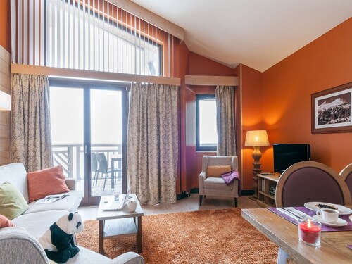 Directly on the Slopes and Wellness in This Luxurious and Modern Residence: L "amara