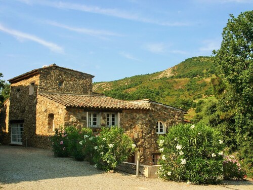 Modern House With Terrace, Near the Popular St. Maxime
