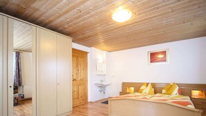 Unclassified image, 4 of 21, button - Cozy Apartment in Wagrain near Forest (Wagrain)