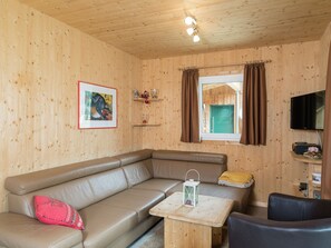 Chalet | Living area