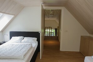House | 4 bedrooms, individually furnished, bed sheets - Kempen Comfort With Sauna & Tub (Vessem)
